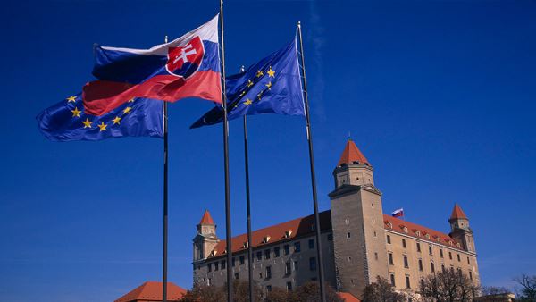 В парламенте Словакии выступили против создания фонда НАТО для Украины