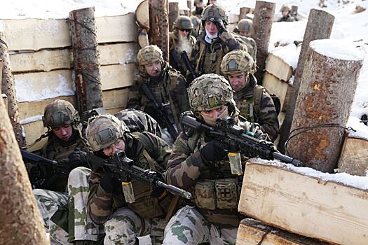 "ВХ": 100 военных Французского Иностранного легиона прибыли в Славянск ДНР